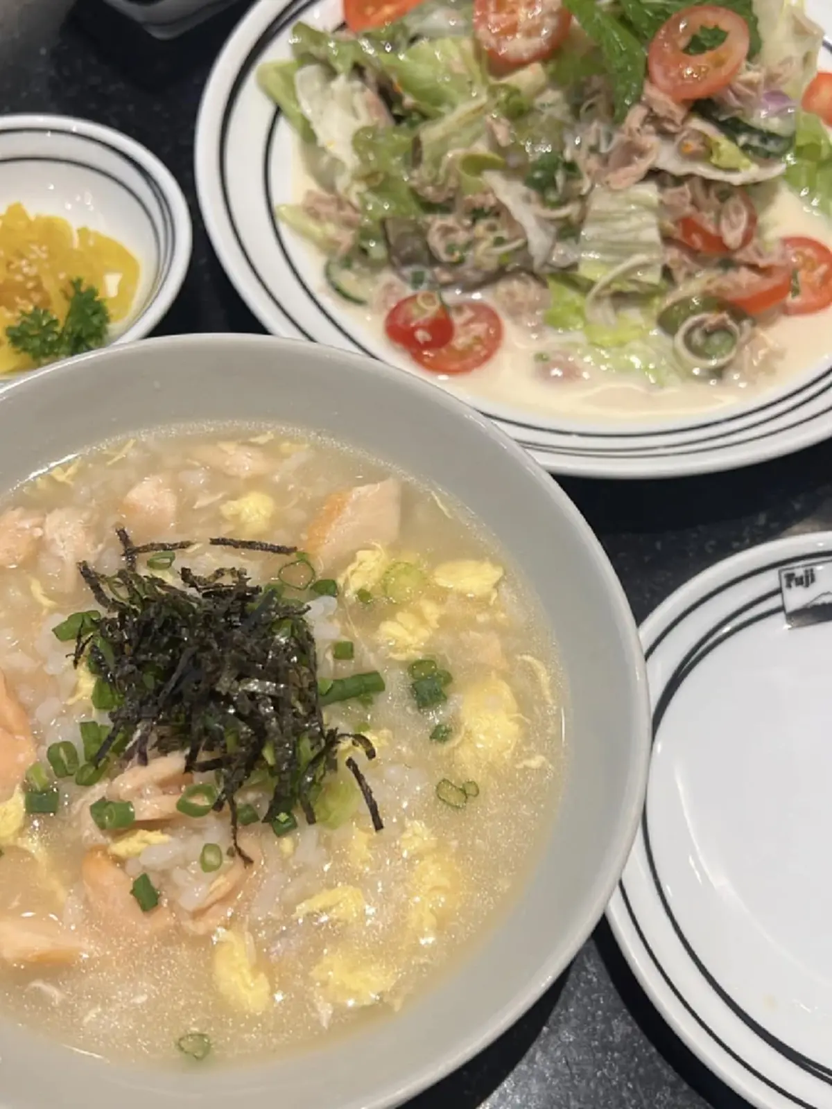 &quot;ร้านดัง&quot; เจอปัญหา ลูกค้าพบแมลงในอาหาร แต่กลับจบลงด้วยคำชมถล่มทลาย