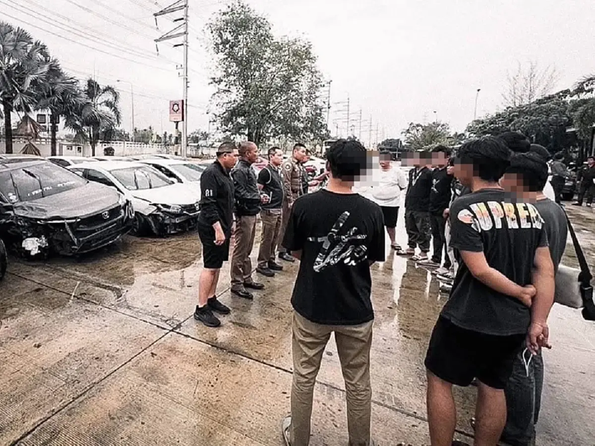 คุก 2 เดือน "12 นักซิ่ง"แข่งกันบนมอเตอร์เวย์ชนระนาว ถอนใบขับขี่-ริบรถ