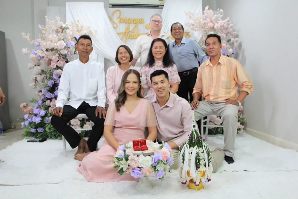 ลูกทุ่งสาว 100 ล้านวิว เข้าพิธีหมั้นเรียบง่าย แฟนคลับร่วมยินดี