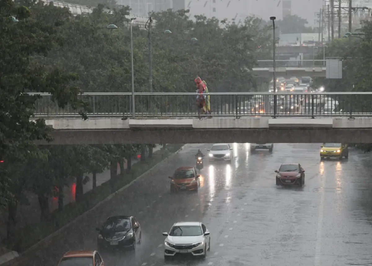 ประกาศ ฉ.6 พายุฤดูร้อน ถล่มเพิ่ม 49 จ. ฝนฟ้าคะนอง ระวังอันตราย 