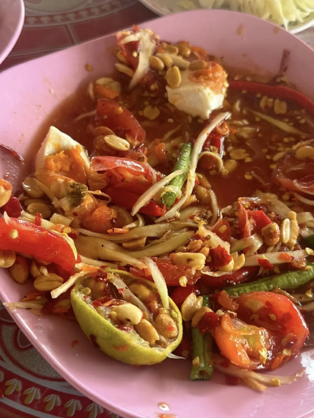 ลูกค้าขับรถ 1 ชม. ไปร้านดัง เจอไข่เค็มขึ้นรา ไร้คำขอโทษแถมคิดเงิน