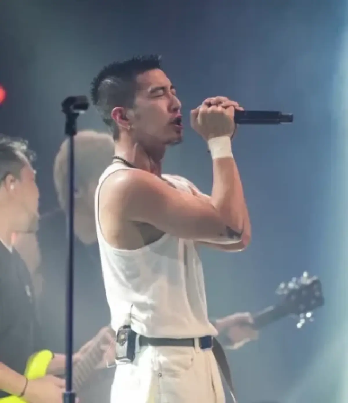ย้อนคำทำนาย \"หมอลักษณ์\" เคยทักแรง \"โตโน่\" เรื่องมีเมีย