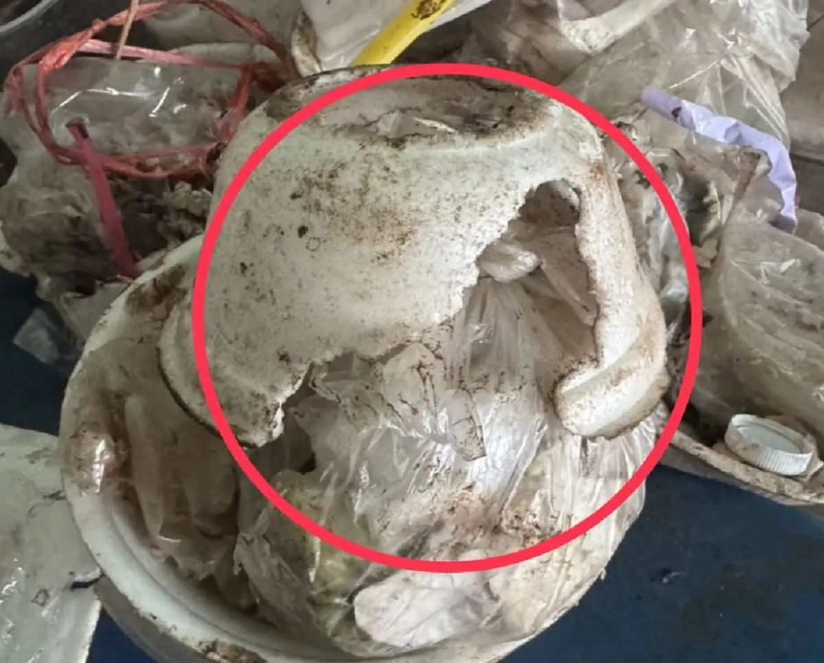 เพื่อนบ้านเล่า ยิ่งหดหู่ ยายวัย 76 ปี กินโฟมประทังชีวิต อดีตเคยรวย