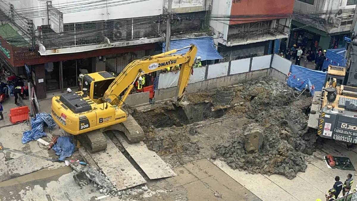 เพื่อนเล่าระทึก นาทีคนงานร่วงตกหลุมลึก 19 เมตร หายต่อหน้าต่อตา