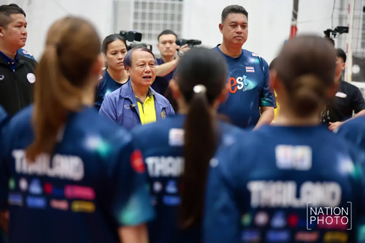 \"โค้ชอ๊อต\" พูดถึงการตัดตัวนักกีฬาทีมชาติไทย ก่อนพาลุย VNL 2025