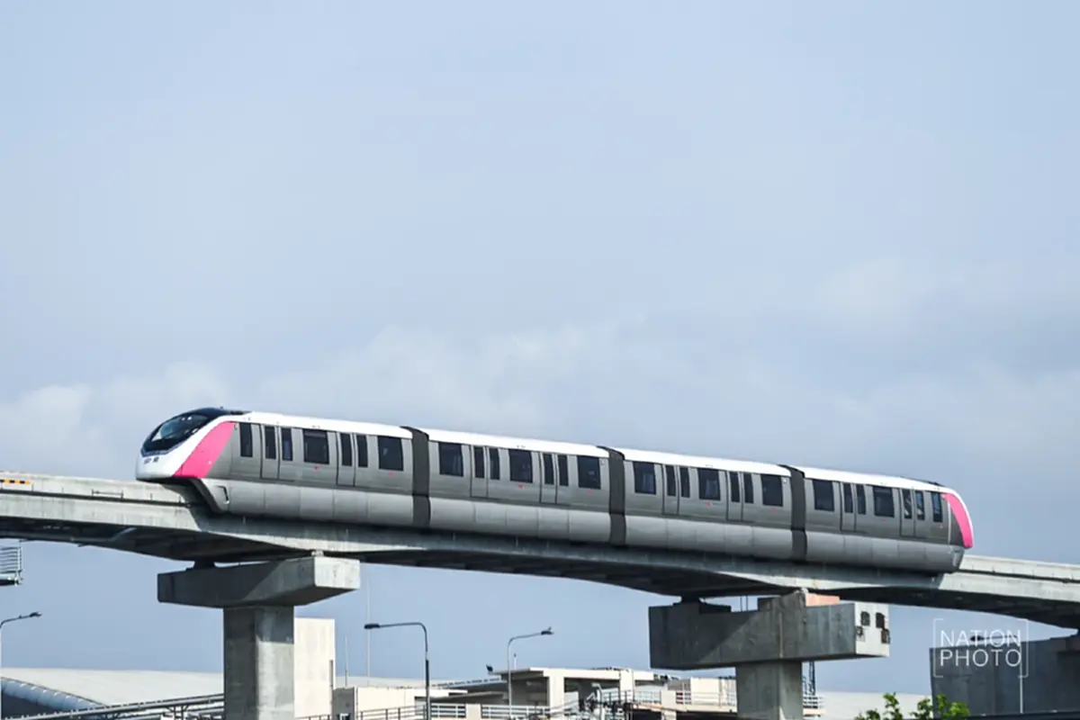 เปิดแล้ว ทดลองนั่งฟรี รถไฟฟ้ามหานคร\"สายสีชมพู\" เข้าเมืองทองธานี