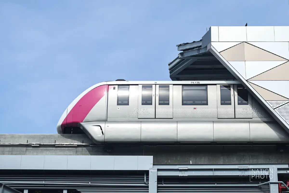 เปิดแล้ว ทดลองนั่งฟรี รถไฟฟ้ามหานคร\"สายสีชมพู\" เข้าเมืองทองธานี