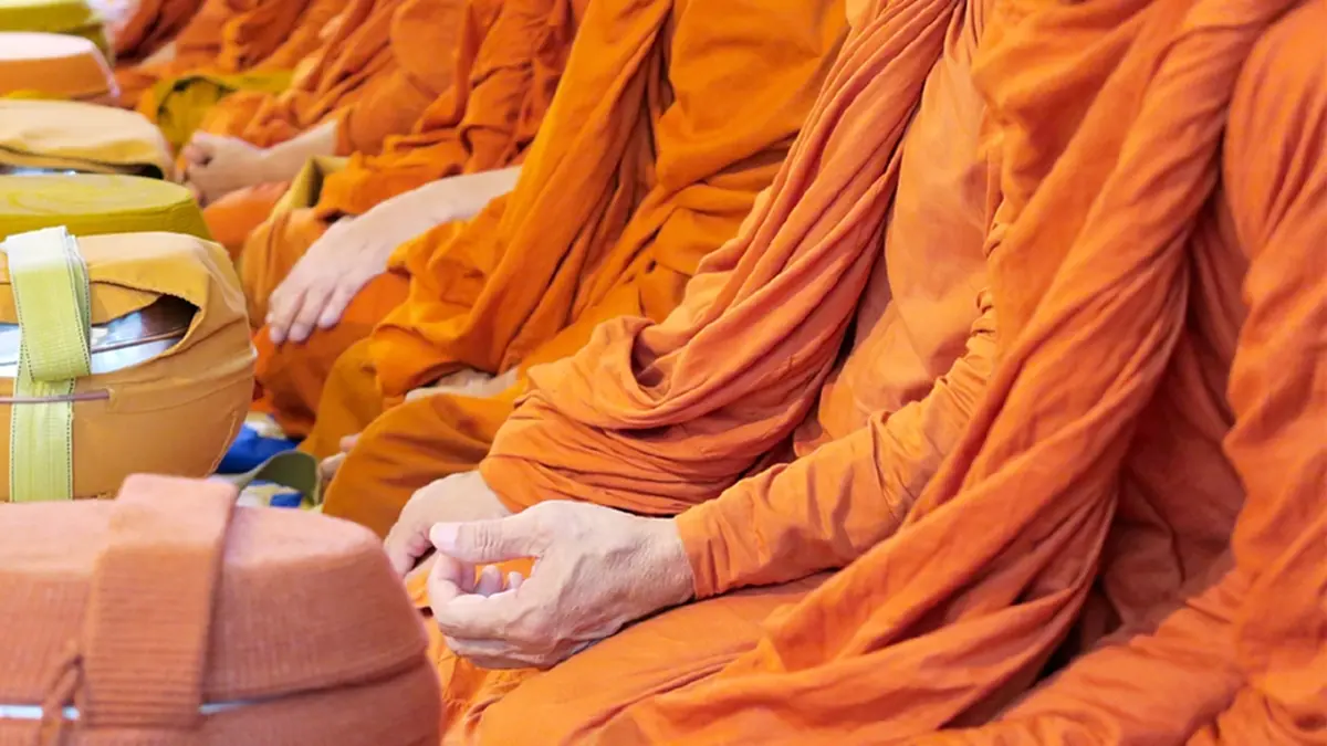 เงินเดือนพระสงฆ์ไทย พระอารามหลวง แต่ละชั้นได้ค่าตอบแทนเท่าไหร่