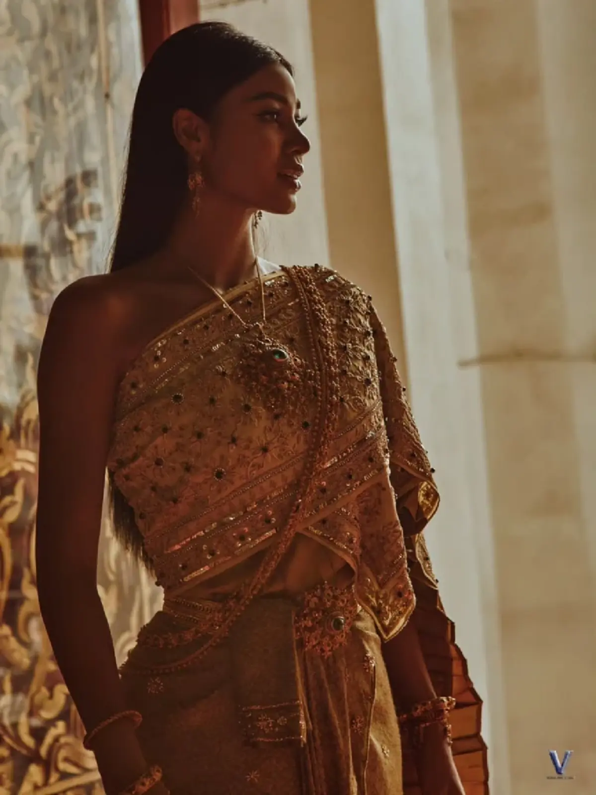 "เดล MUT ภูเก็ต" ลูกครึ่งกัมพูชา สวมชุดไทย สวนกลับคนแซะเชื้อชาติ