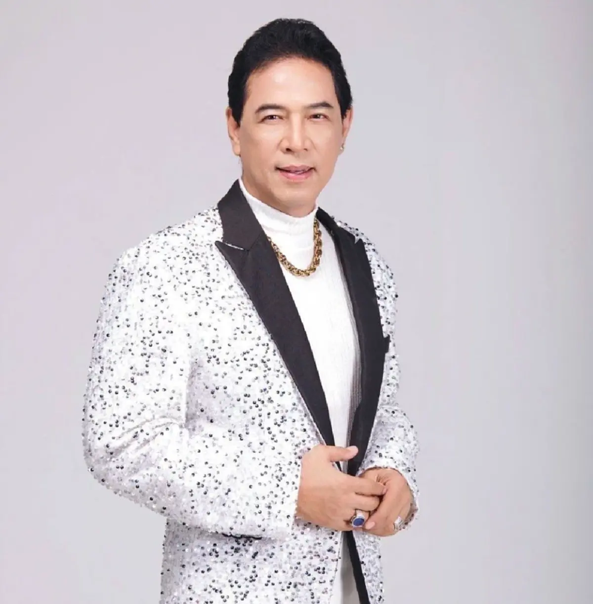 มีคนสะดุ้ง สุรชาติ ฟาดเดือด ซุปตาร์พาเพื่อนซวย ซัดจุกอีอึ่งไข่