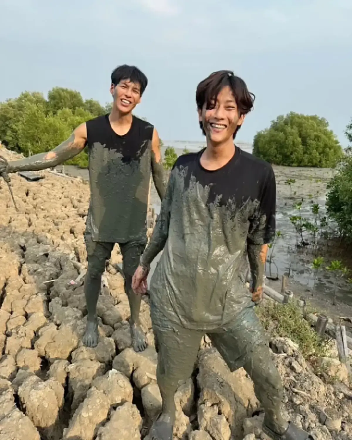 ดราม่าตามติด พี่จอง-คัลแลน แห่สงสัยโผล่ทุกที่ บังเอิญเกินไปไหม