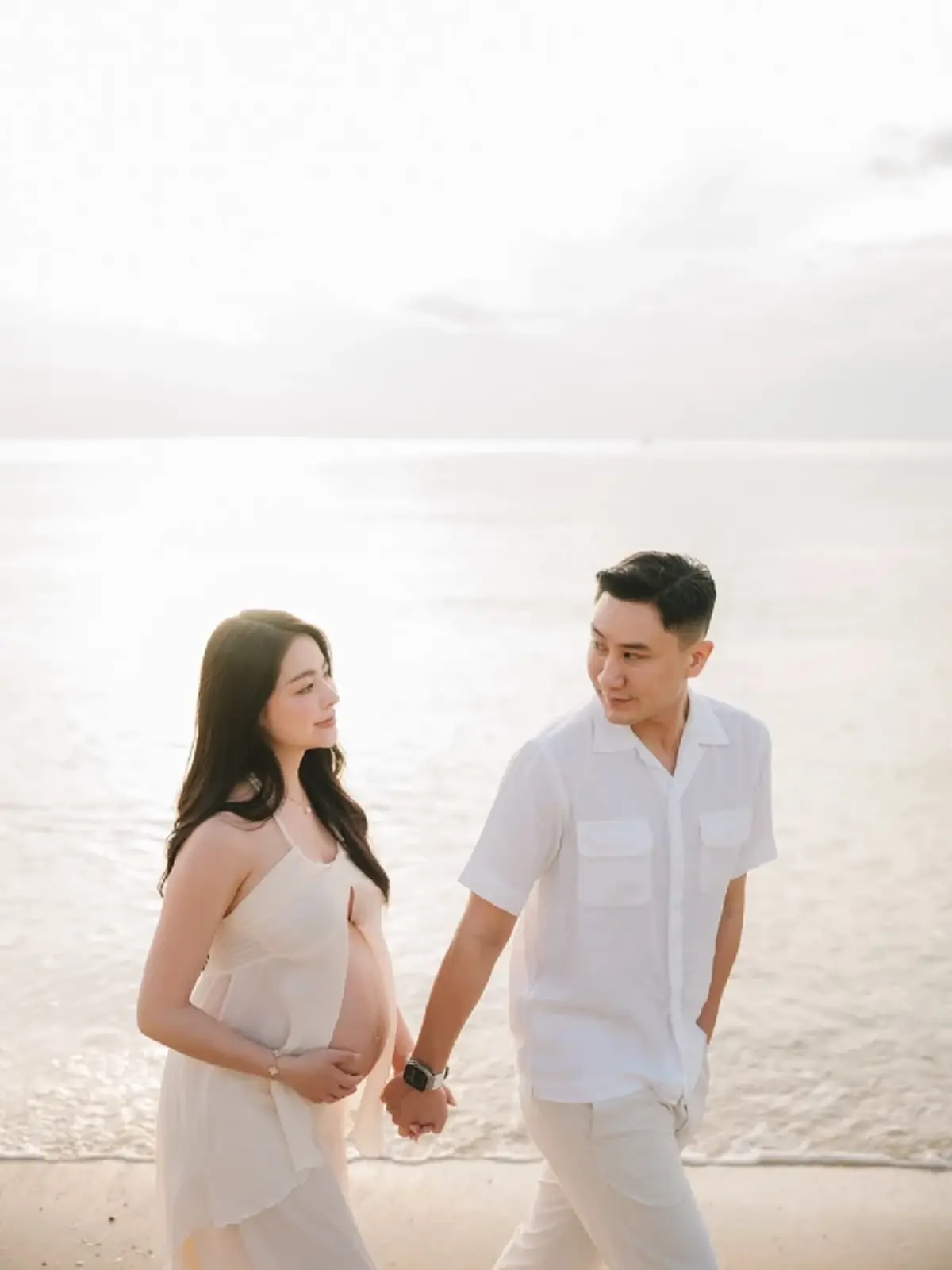 พราวฟ้า คลอดลูกสาว ทายาทค่ายมวยเพชรยินดี เสี่ยโบ๊ท สุดปลื้ม