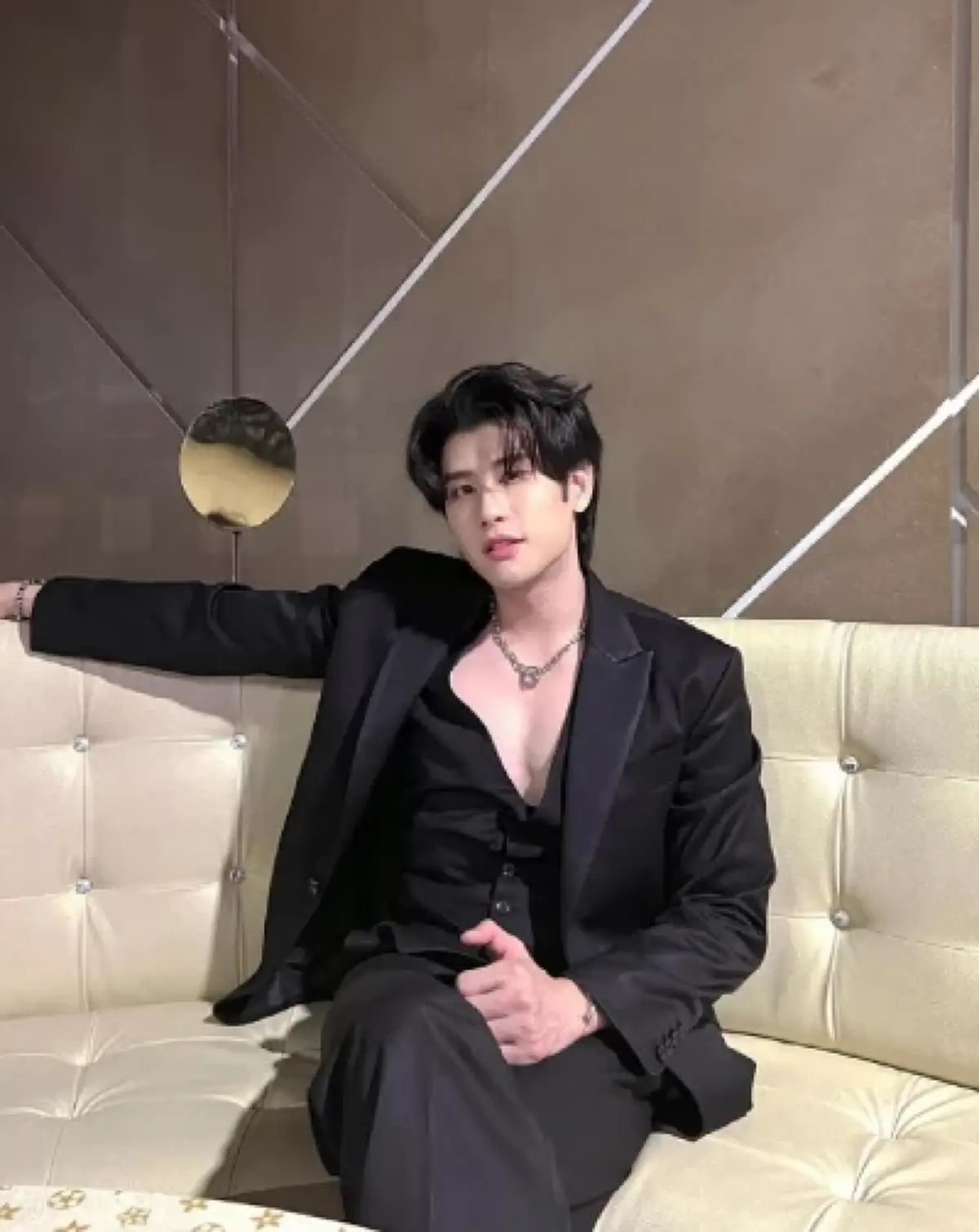 หมอดูดัง เผย ดาวศุกร์ย้าย เปิดราศีได้เงินก้อนใหญ่ บ้านใหม่ รถใหม่