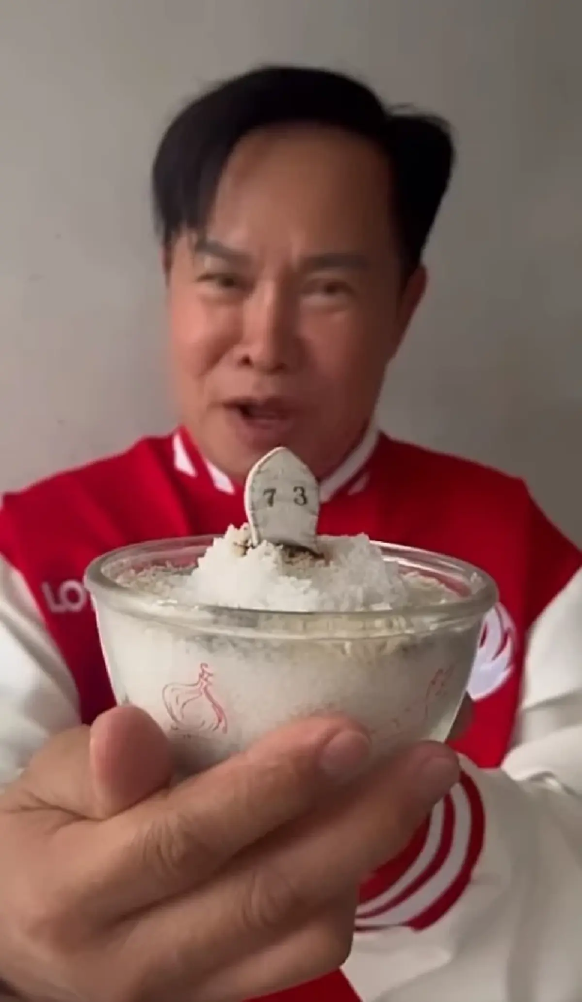 รีบส่อง "มนต์สิทธิ์ คำสร้อย" โชว์จุดเลขธูป สะดุดตาเลขที่ได้