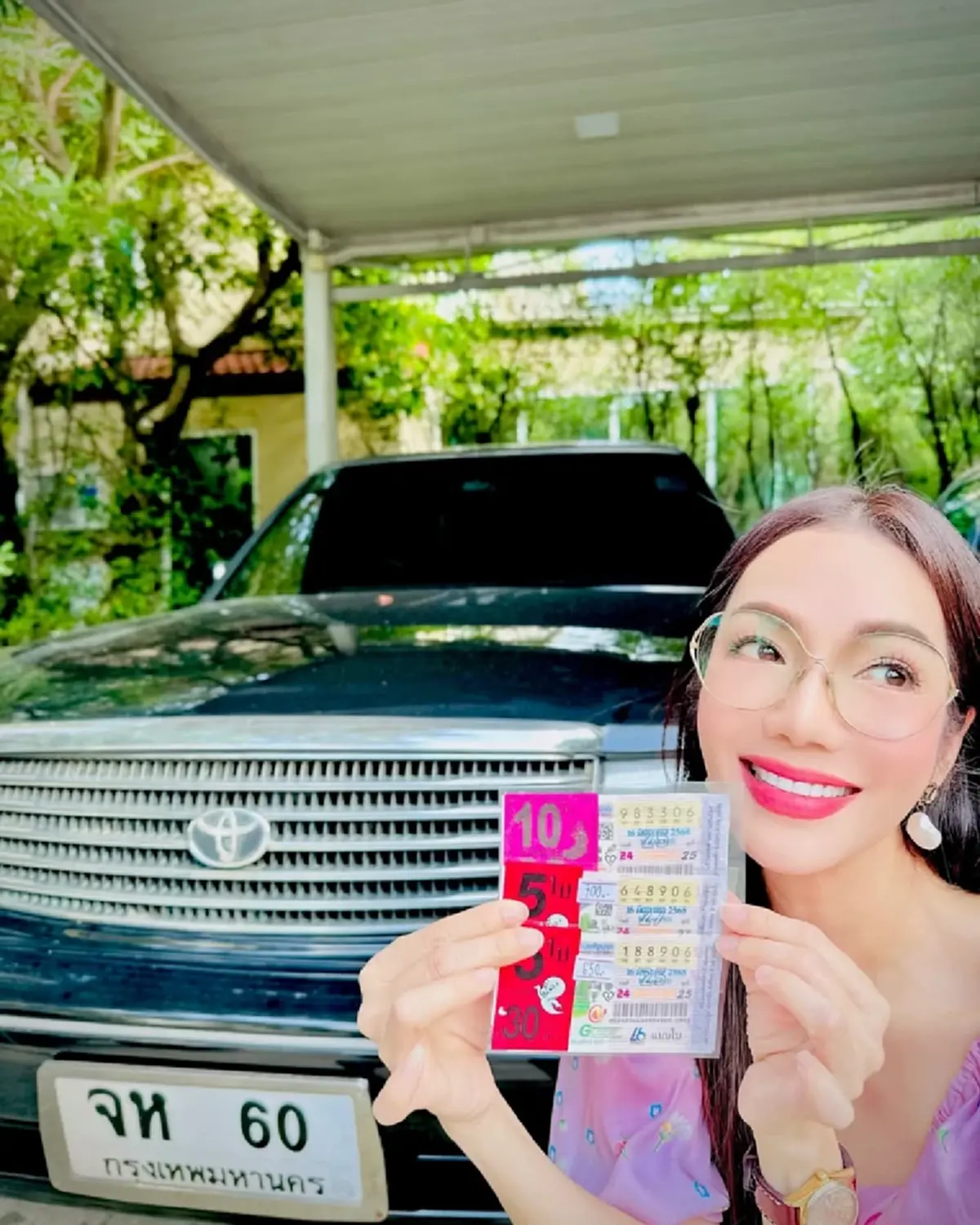 อ๋อม สกาวใจ สุดปัง ถูกลอตเตอรี่ 20 ใบ รับทรัพย์ งวด 16 มิ.ย. 68