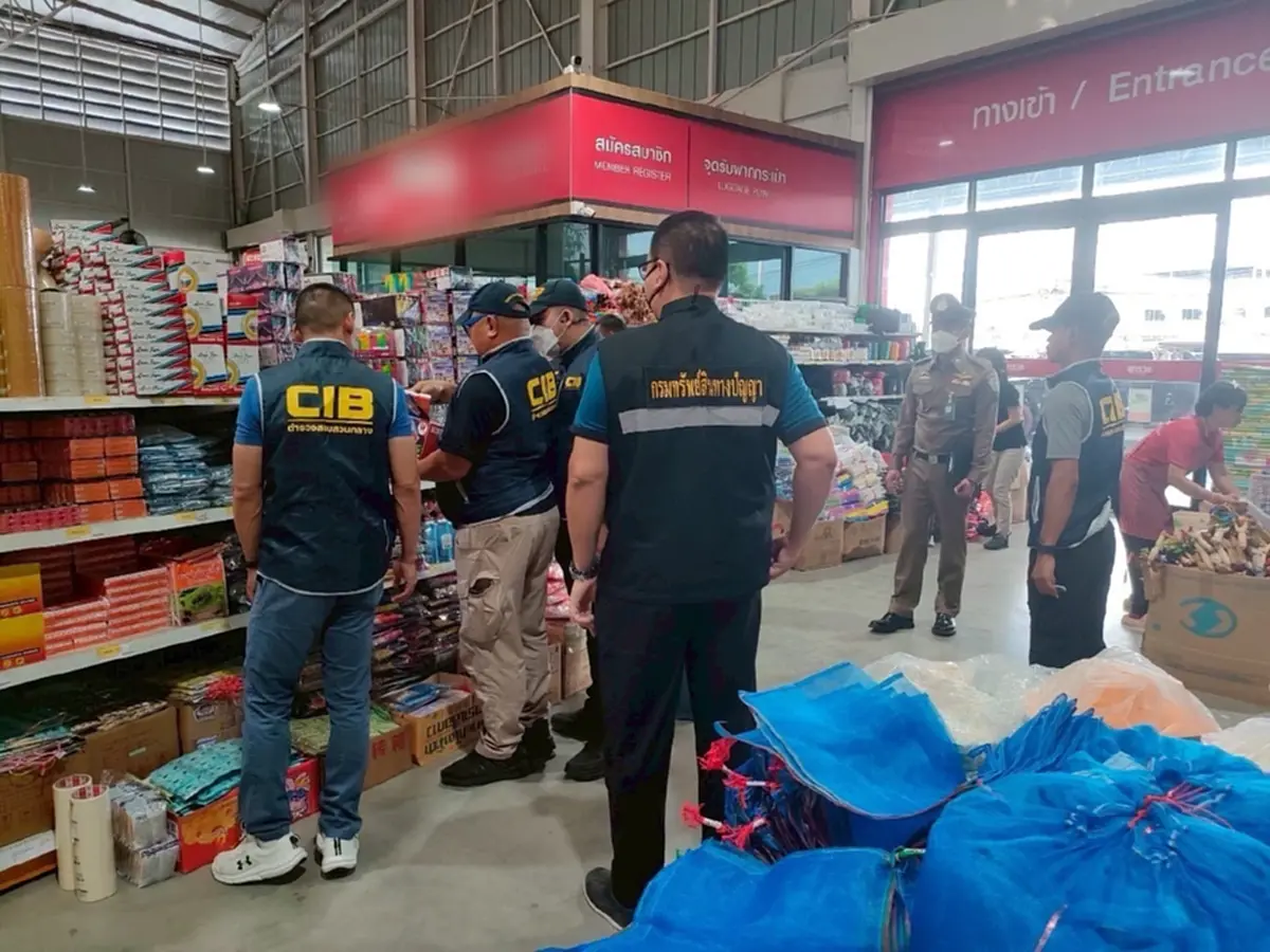 ลุยกวาดล้างสินค้าปลอม 4 จ.อีสาน ยึดของกลางเป็นพันชิ้น