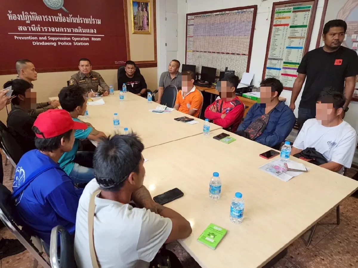 ตำรวจ สกัด ต่างด้าวต้องสงสัย 8 ราย ใกล้เคียงเขตพื้นที่การชุมนุม