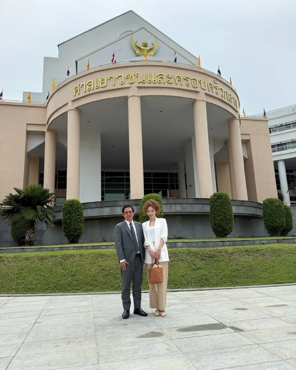 "คลาวเดีย" ยอมพูดแล้ว สาเหตุแท้จริง ล้มหัวฟาดพื้นเย็บกว่า 35 เข็ม