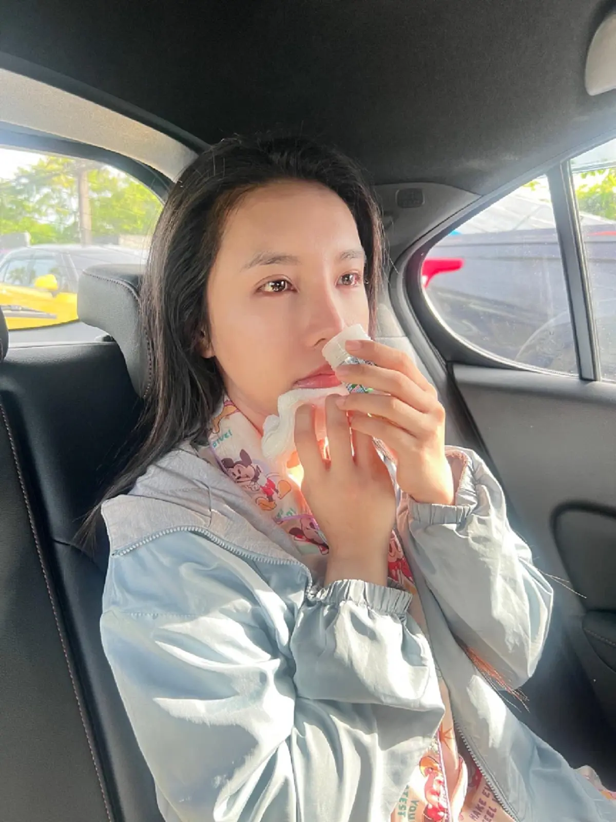 \"หมอโบว์\" วูบล้มเลือดอาบคาง น้ำหนักหาย 3โล หลังสูญเสียครั้งใหญ่