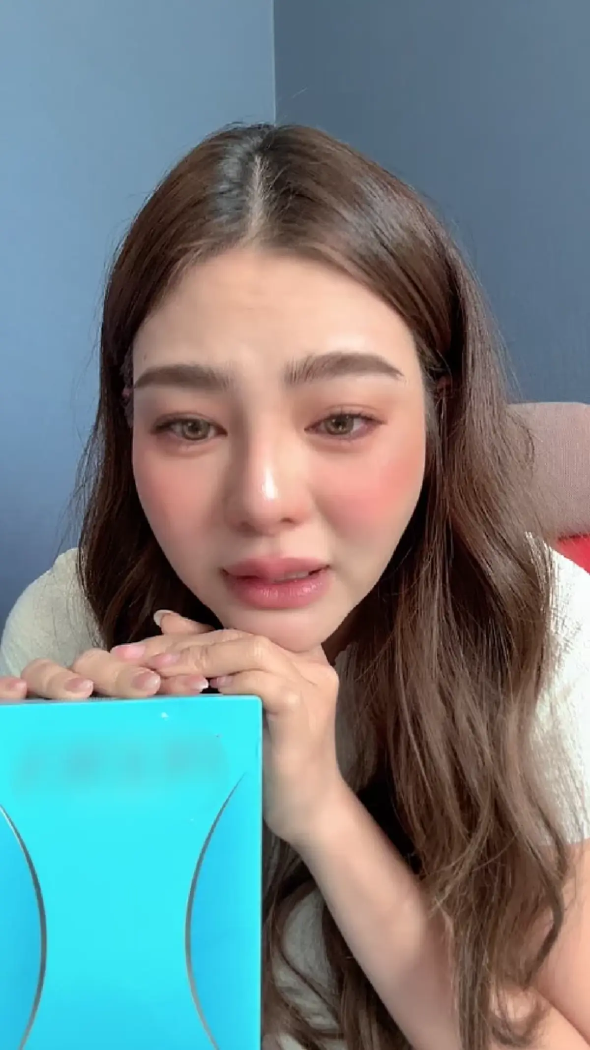 "ดิว อริสรา" เปิดใจครั้งแรก เคลียร์เรื่องหนี้ ยันกลับไทยแน่นอน