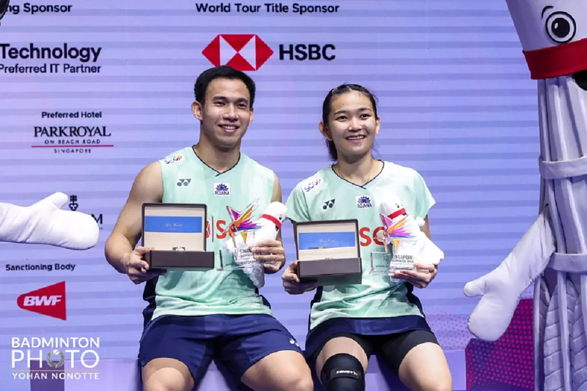 \"วิว กุลวุฒิ\"ฉลองขึ้นมือ1โลก ผงาดแชมป์ สิงคโปร์ โอเพ่น