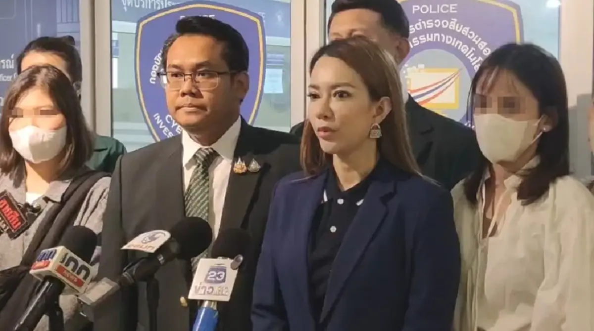 ฉาว ลุยแจ้งความเอาผิด ช่างแต่งหน้าชื่อดัง แฉวีรกรรมแสบ ไม่สะท้าน