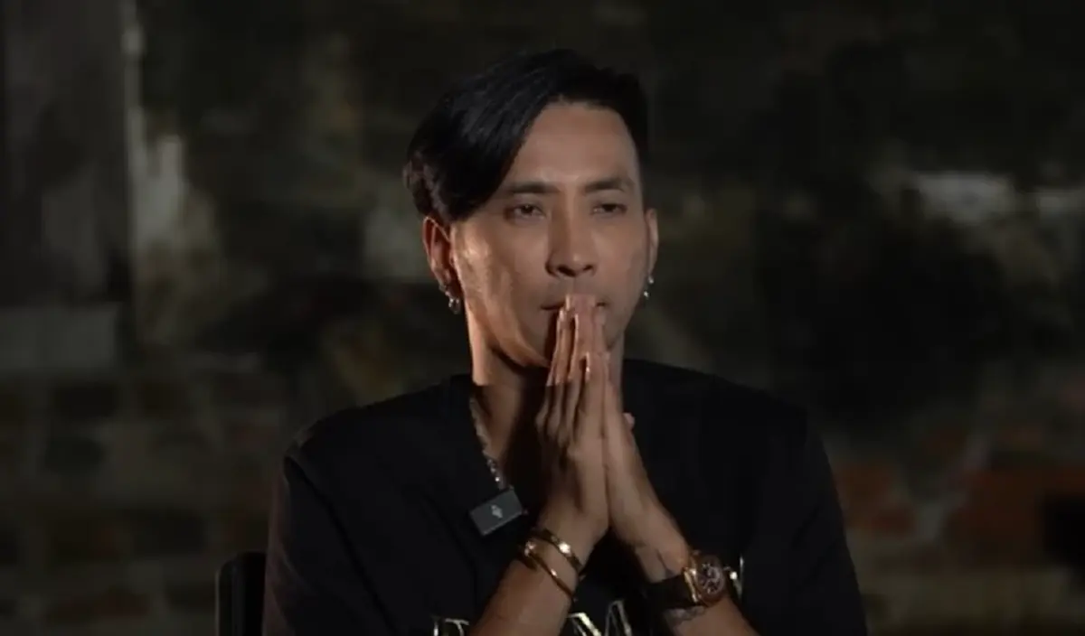 ขนลุก บอล เชิญยิ้ม ร่ำไห้ สื่อจิตถึงพ่อที่จากไป เคยเป็นข่าวดัง