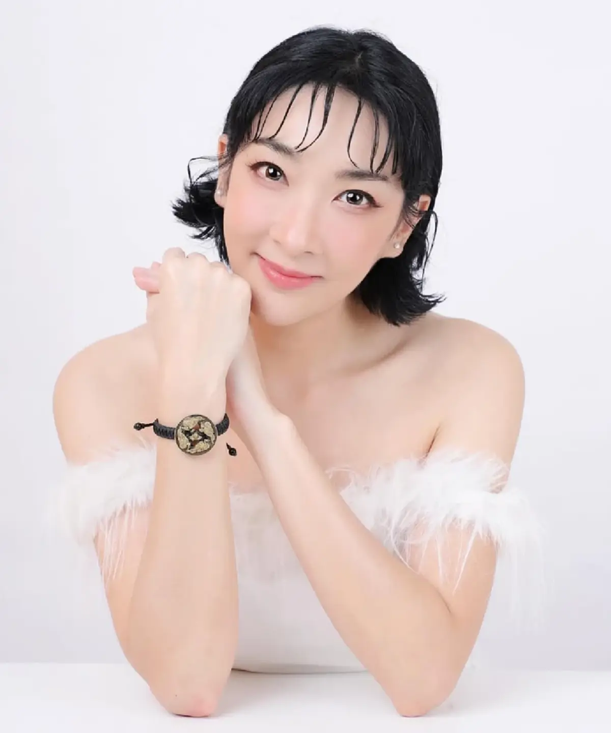 รีบส่อง เฟี้ยวฟ้าว โชว์เลขขันน้ำมนต์ แฟนๆฮือฮาเห็นเลขชัด