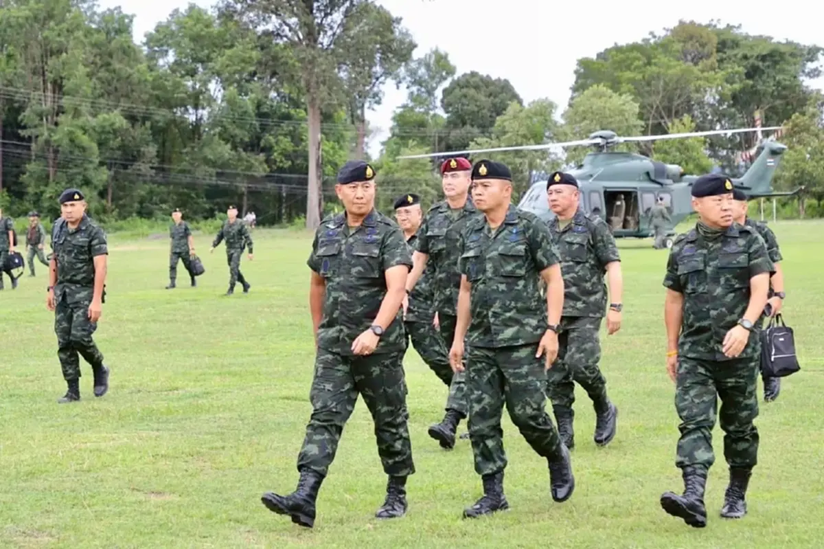 ผบ.ทบ.เปิดปฏิบัติการ 'ยุทธบดินทร์' 10 จุด พร้อมอัปเดตชายแดนไทย-กัมพูชา