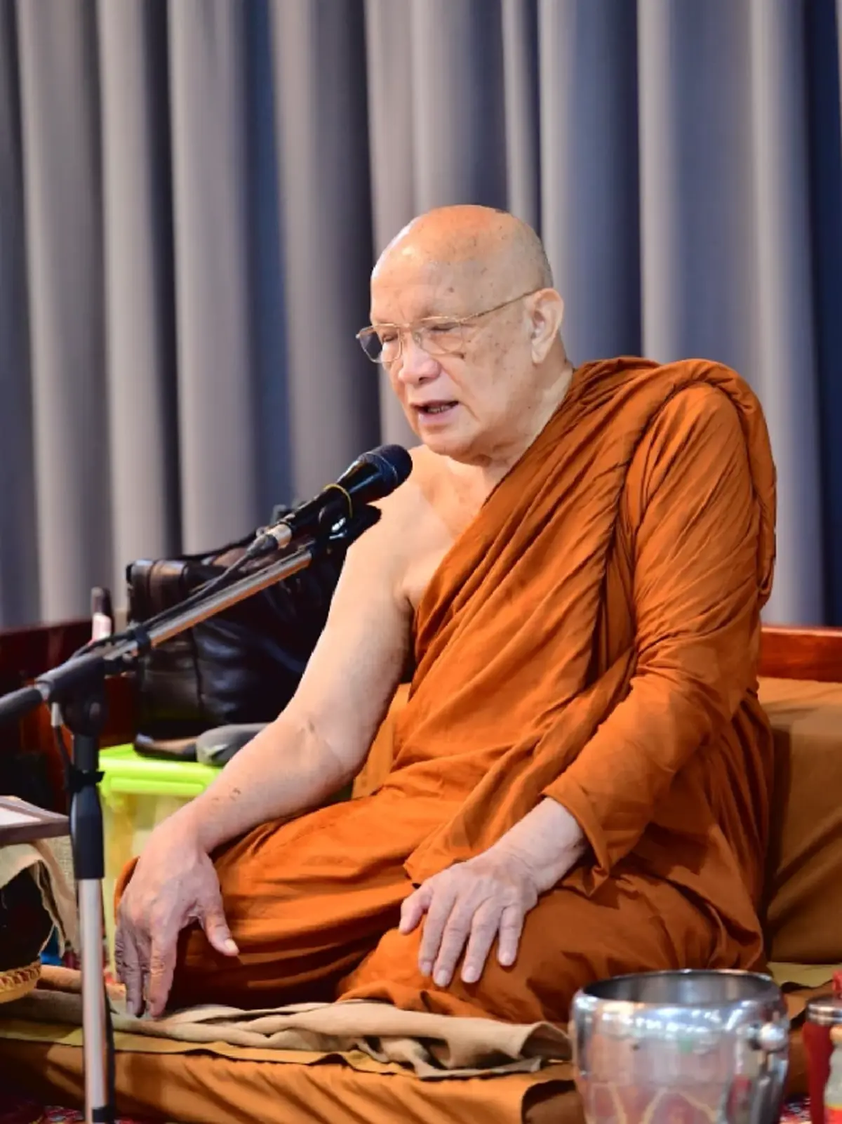 เจ้าอาวาส วัดป่านาคำน้อย สั่ง พระรูปไหนมีเงินในกุฏิ ไล่ออกในพรรษา