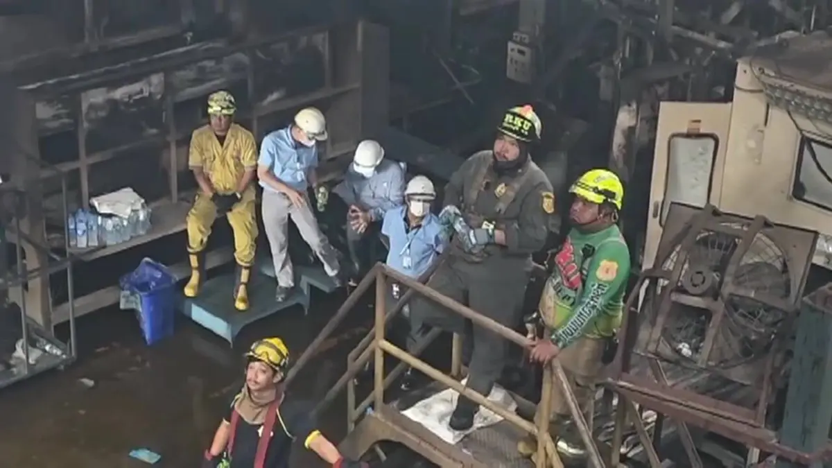 เศร้าพบร่างผู้เสียชีวิตรายที่ 9 เหตุไฟไหม้โรงงานทิชชู