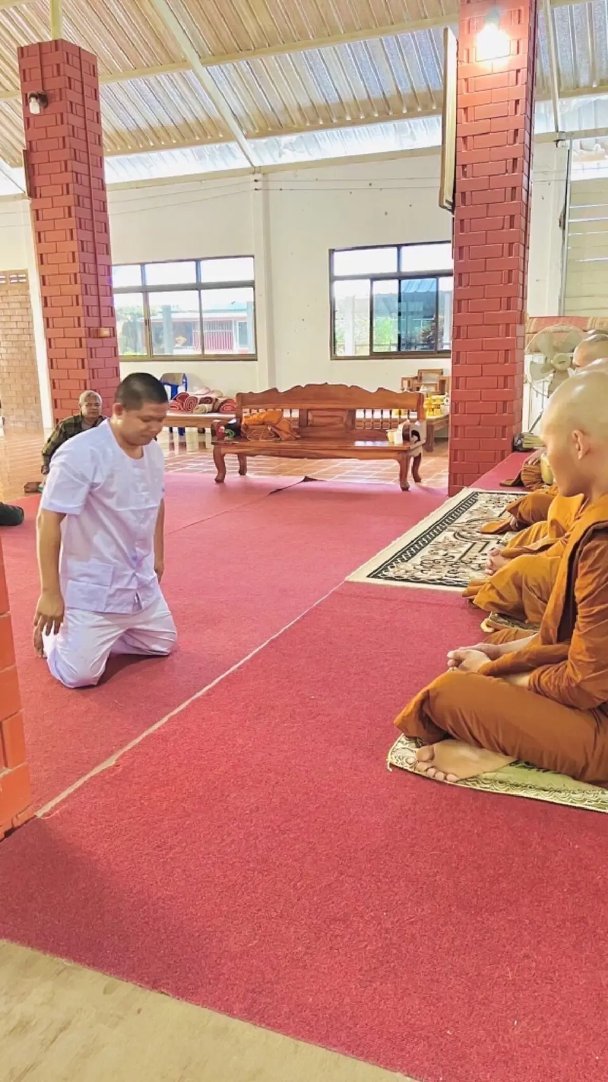 ทิดแหล่ น้ำตาร่วง พ้อใส่ บิ๊กเต่า หลังชีวิตพังเพราะคลิปฉาว