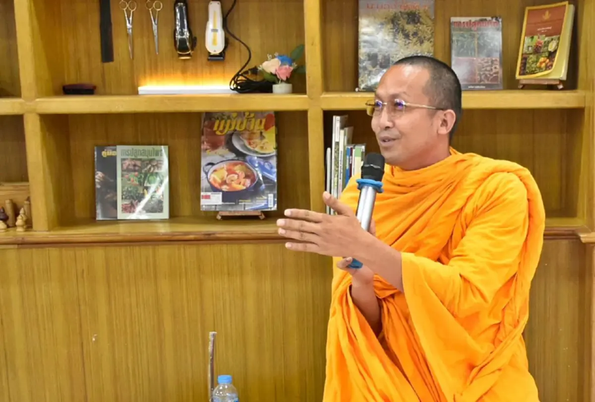 พระดียังมี! ที่พึ่งของผู้ทุกข์ยาก วัดสวรรคาราม จัดงานศพให้ผู้ยากไร้ฟรี