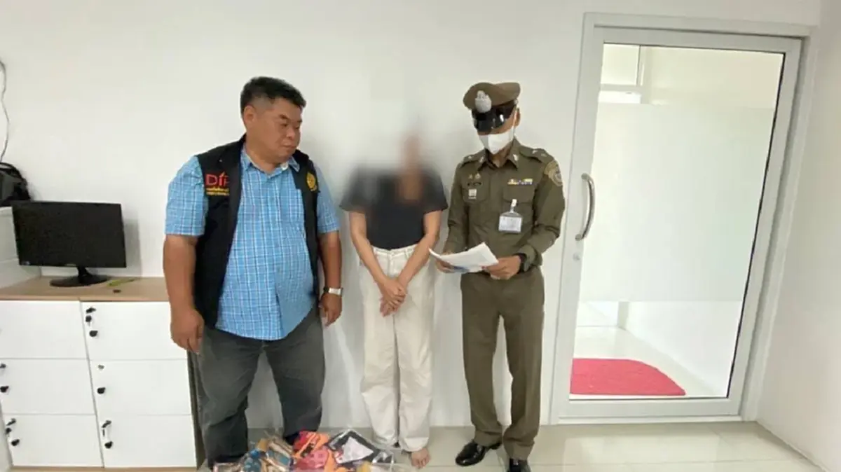 ทลายแหล่งค้าของปลอมภาคเหนือ ยึดเกือบ 3 พันชิ้น มูลค่าทะลุ 2 ล้าน
