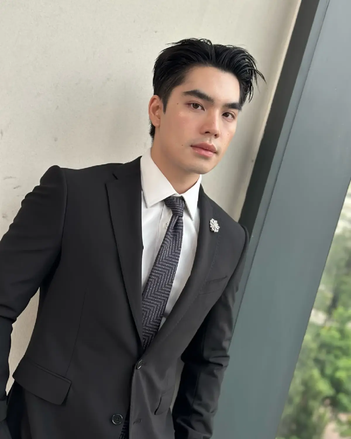 "นักร้องหนุ่ม" ป้อง "เอม สรรเพชญ์" ฟาดดราม่าเดือด พากย์ซูเปอร์แมน