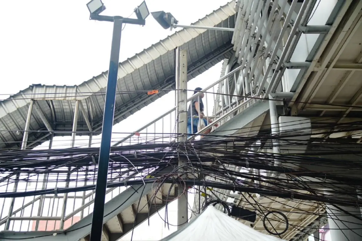 MEA ผนึกทุกภาคส่วน รื้อสายสื่อสารถนนงามวงศ์วาน พัฒนาเสถียรภาพระบบไฟฟ้า-ทัศนียภาพ