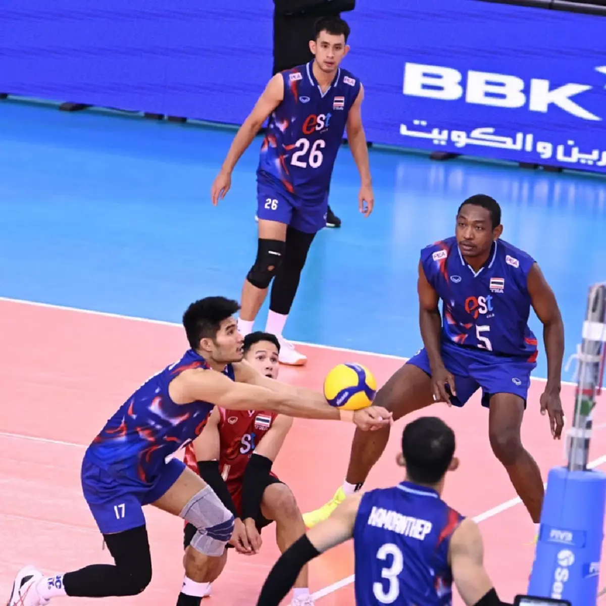 ไทย vs กัมพูชา ร่วมเชียร์ หนุ่มไทยหลังกัมพูชากร้าวจะชนะให้ได้