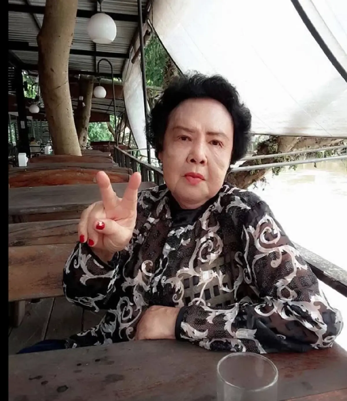 เปิดภาพปัจจุบัน สาวคนกลางในสามแม่ครัว พร้อมค่าจ้างเมื่อ 50 ปี