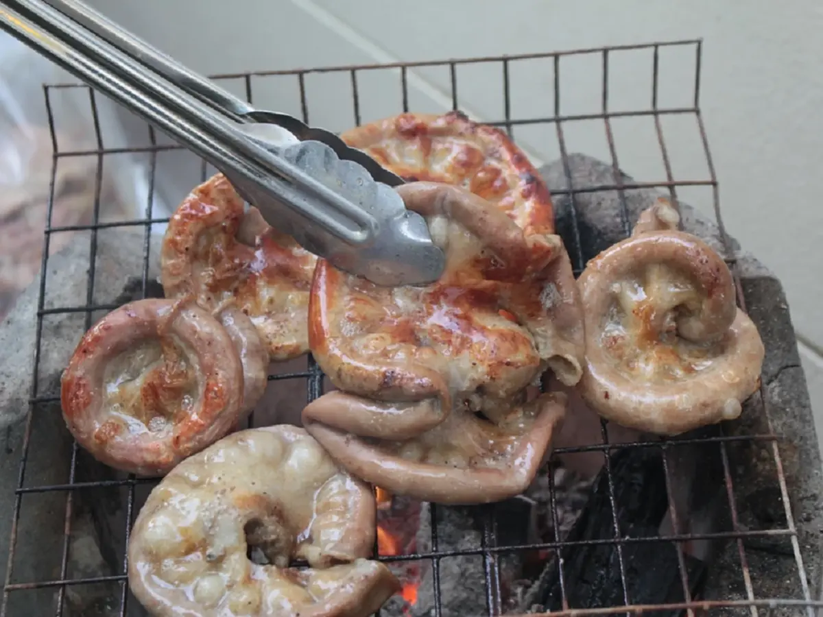 เตือนสายกิน! ไส้หมูคอเลสเตอรอลพุ่ง กินบ่อยๆ เสี่ยงโรคร้ายไม่รู้ตัว