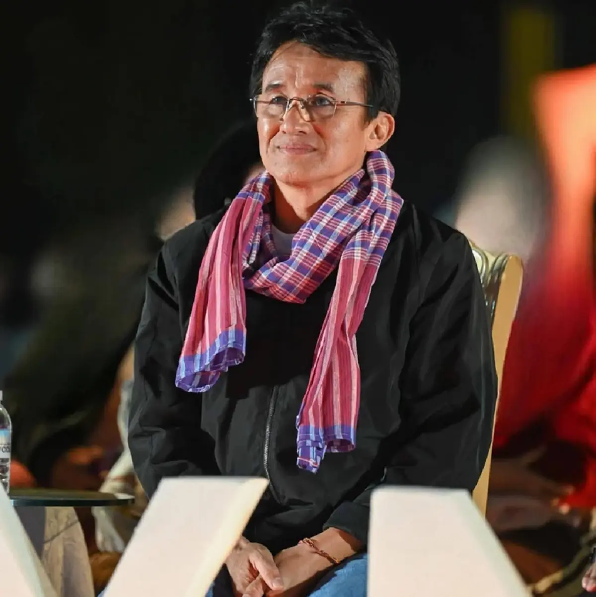 นายก อบจ.ร้อยเอ็ด ยกเงินเดือนทั้งหมด ช่วยศูนย์อพยพสุรินทร์