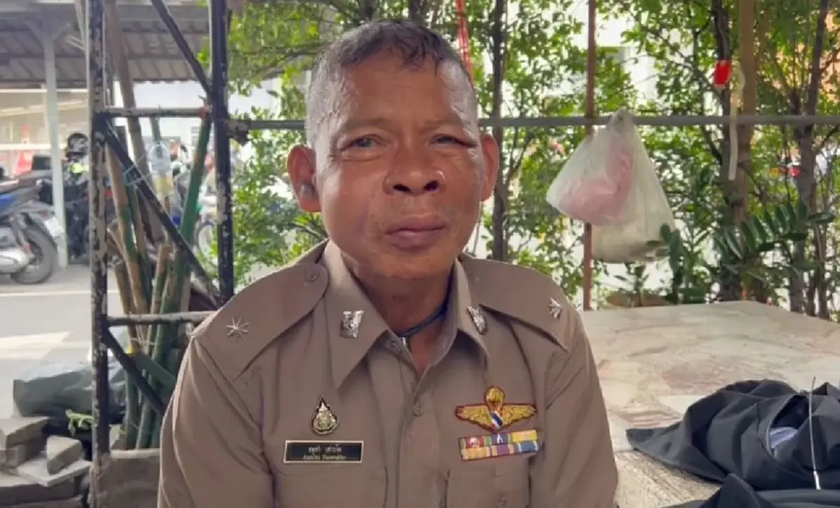 หนุ่มเมาหัวร้อน ญาติไม่มาประกันตัว สาวหมัดใส่ ตร.บางเขน หน้ายับ