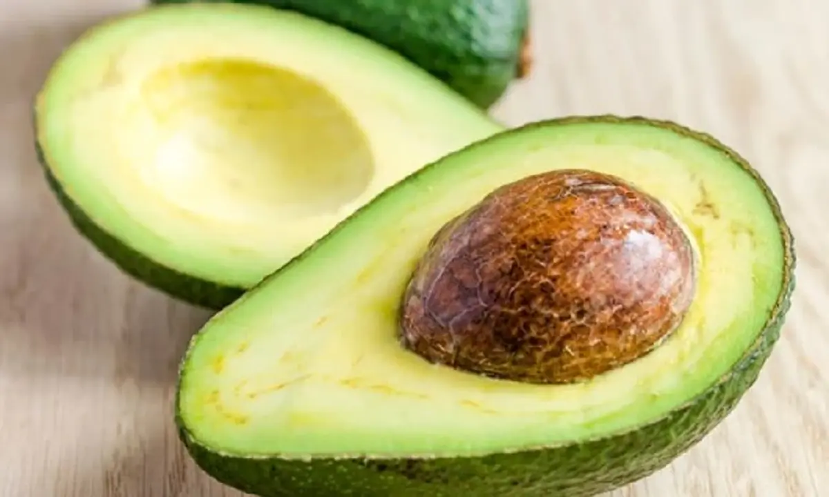 5 ผลไม้ที่คนอายุ 30+ ควรกิน บำรุงร่างกายให้ฟิตเปรี๊ยะ!