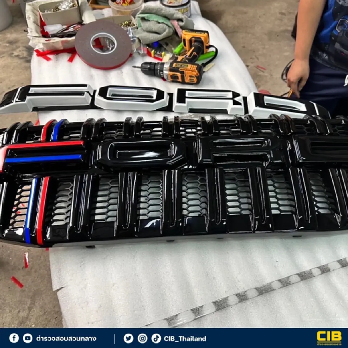 เปิดพิกัด แหล่งเก็บอะไหล่ปลอมรถยี่ห้อดัง หลังเจอ ตำรวจบุกทลาย