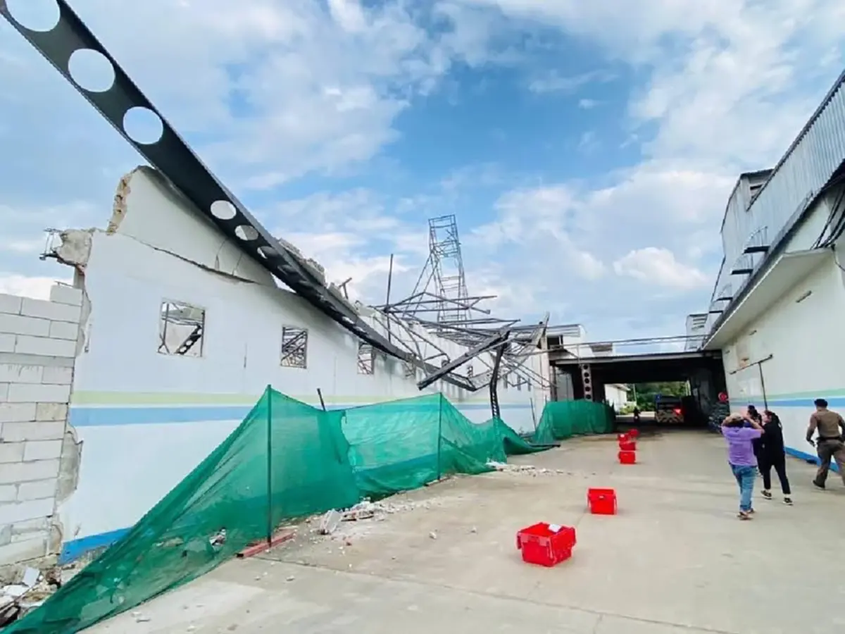 ด่วน อาคารถล่ม พบผู้บาดเจ็บติดใต้ซากอาคาร อ.เวียงป่าเป้า