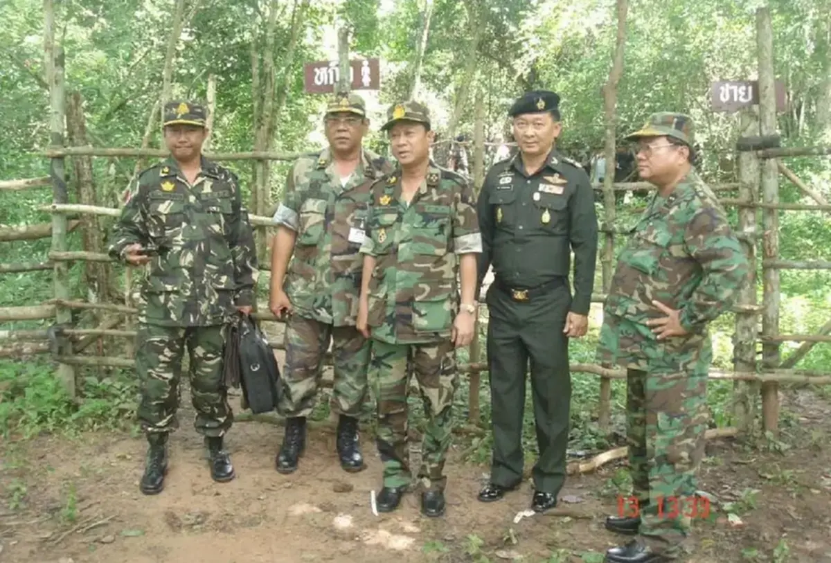 อดีต มทภ.2 เปิดภาพ รั้วกั้นปราสาทตาเมือนธม รื้อทิ้งยุคยิ่งลักษณ์