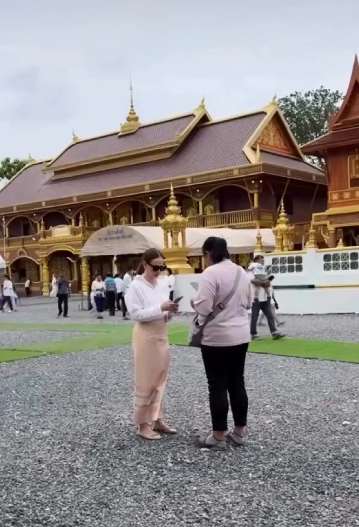 แอน อลิชา กรี๊ดลั่นถูกหวย 30 ใบ ตื่นเต้นเล่าที่มาลอตเตอรี่