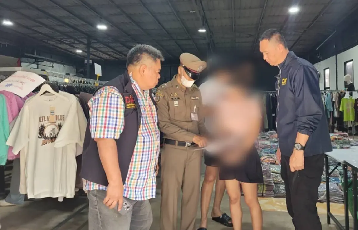 ทลายแหล่งค้าของปลอมภาคเหนือ ยึดเกือบ 3 พันชิ้น มูลค่าทะลุ 2 ล้าน