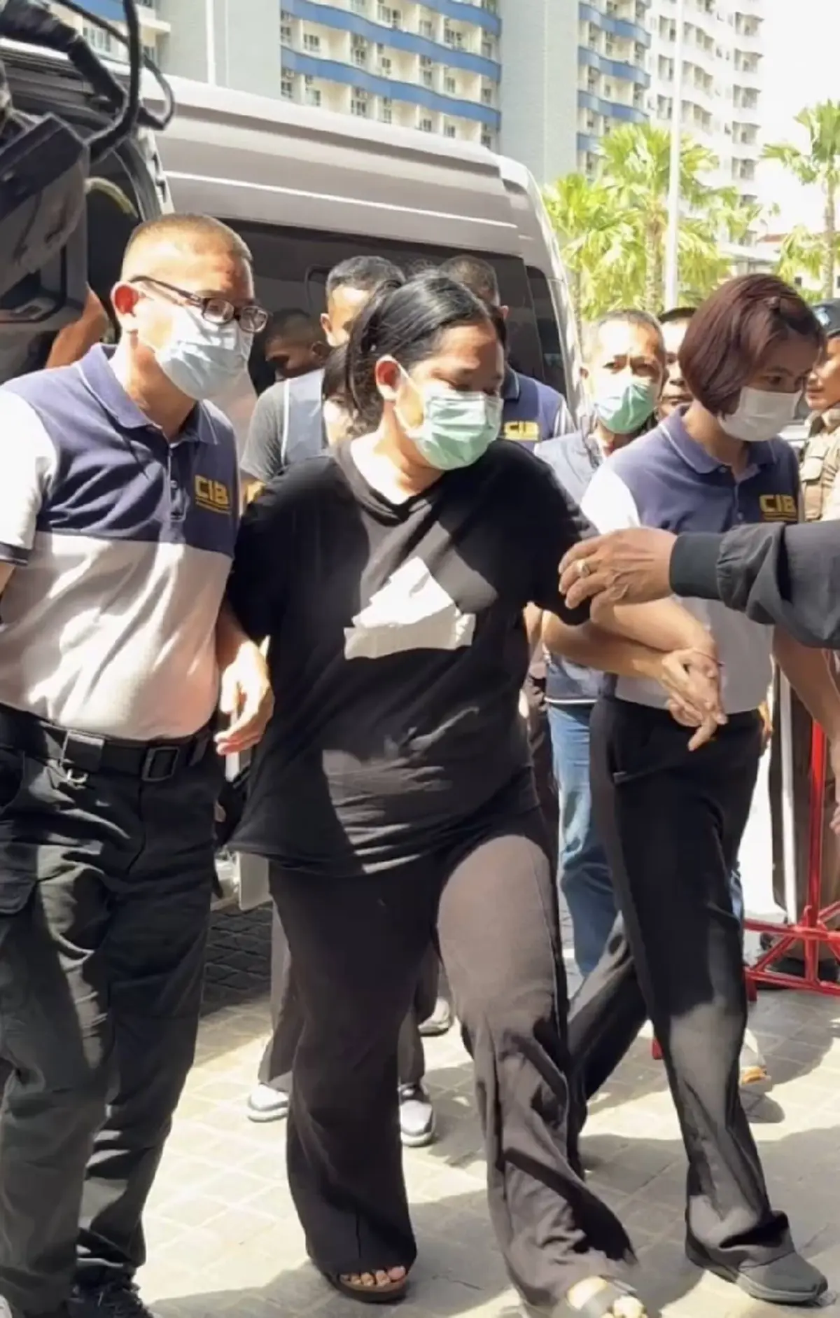 เปิดปม สีกากอล์ฟ ทำไมมีรสนิยมชอบพระผู้ใหญ่ โยงปมอดีตจากวัยเด็ก