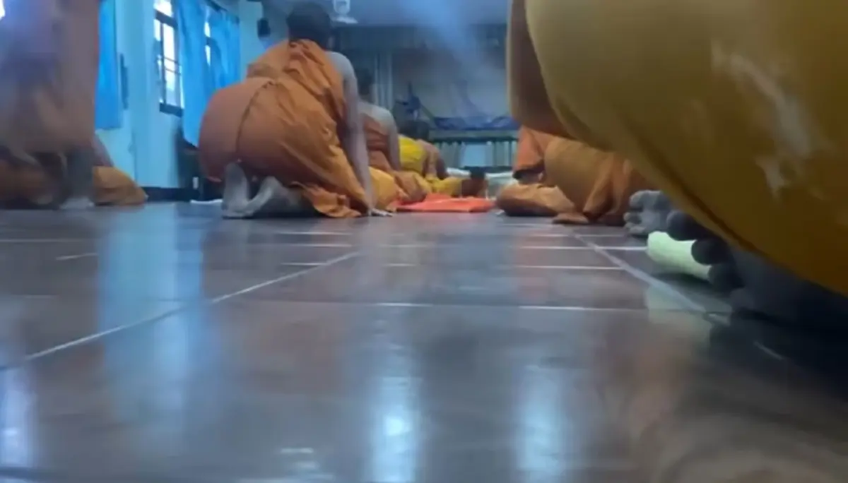 แฉพระพี่เลี้ยงโหด เฆี่ยนเณรเจ็บหนักเนื้อไหม้ แค่มาทำวัตรไม่ทัน