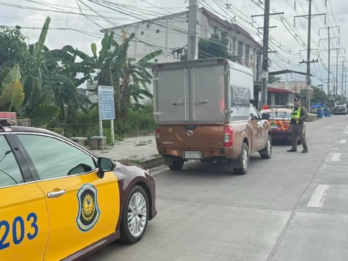 ล่าระทึก รถสวมทะเบียนเป็นรถแฝด ลักลอบขนแรงงานต่างด้าว